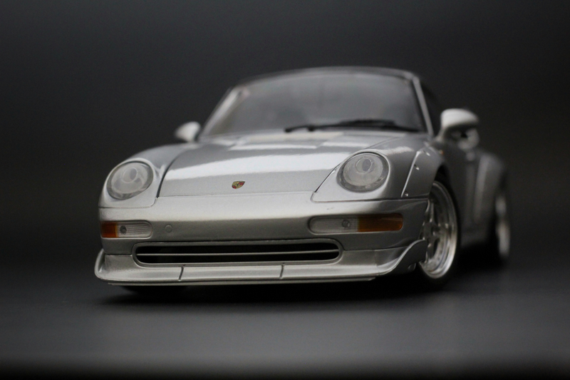 Illustration for article titled UT Models Porsche 993 GT2
